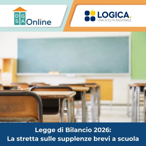 Cattedra scolastica vuota in un'aula con lavagna sullo sfondo, rappresentativa del problema delle supplenze brevi e delle novità della Legge di Bilancio 2026.